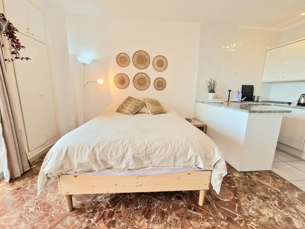Aa Guest - The Golden Sea Views Eco Apartment 贝纳尔马德纳 外观 照片